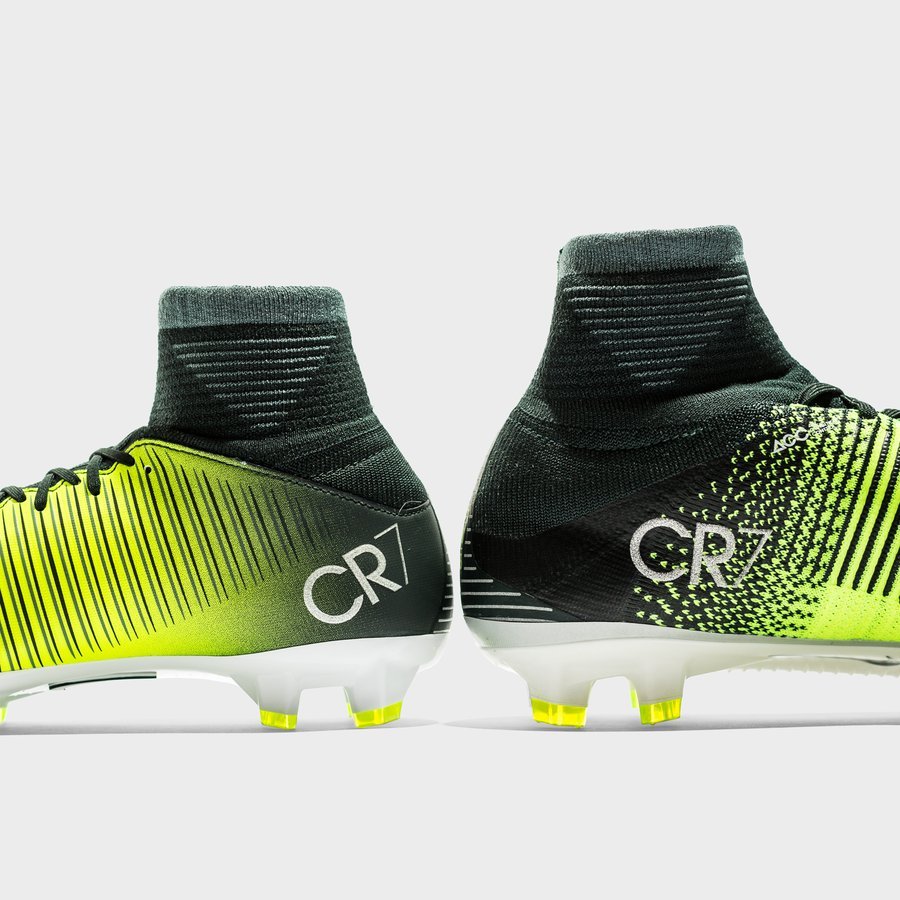 Same technologies in kids sizes | Nike Mercurial boots