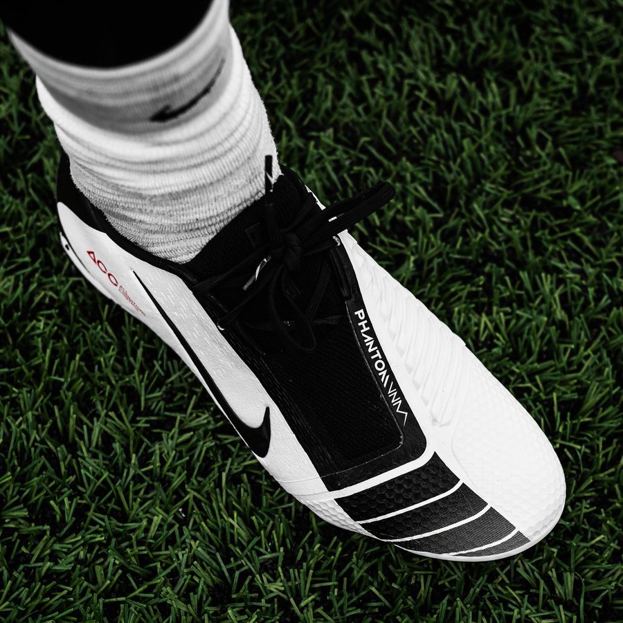 Football Boots Nike Phantom Venom Elite AG Pro Black Volt .