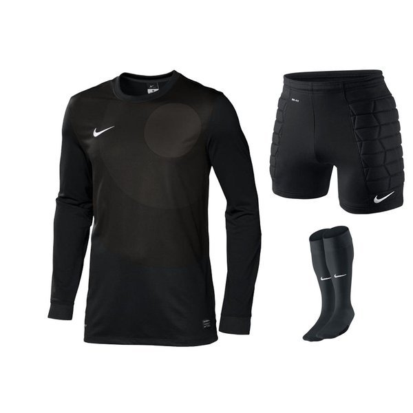 black nike goalkeeper jersey