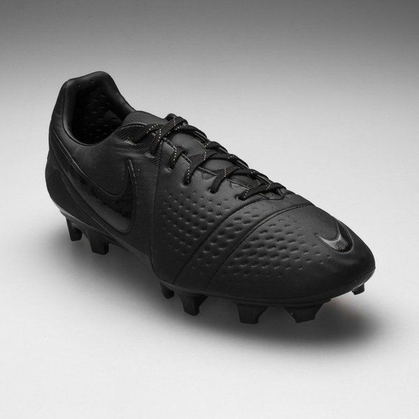 nike ctr360 lights out