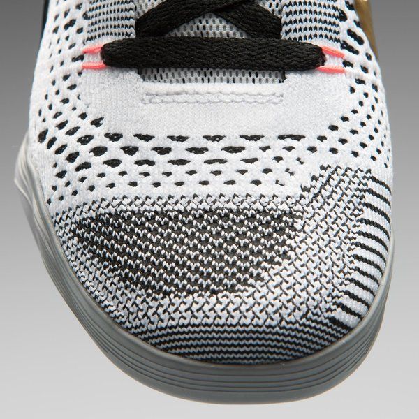 Nike Kobe IX Elite White/Metallic Gold/Black