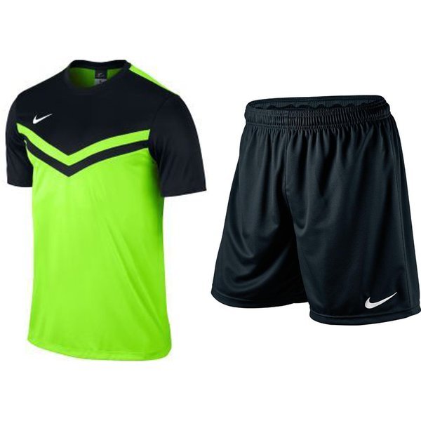 Nike Victory II Kit Electric Green/Black Kids | www.unisportstore.com