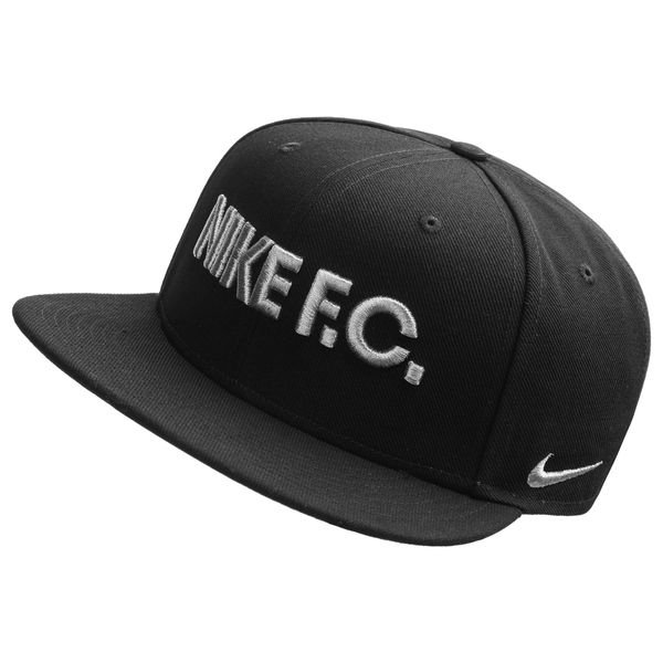 Nike F.C. Snapback True Black/Metallic Silver | www.unisportstore.com