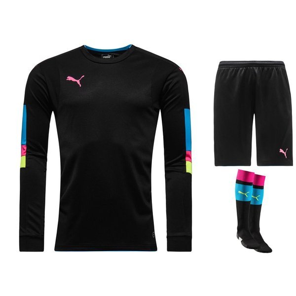 puma goalkeeper kit