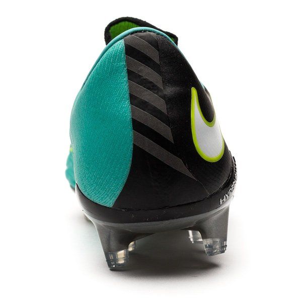 cz0270106 footlocker