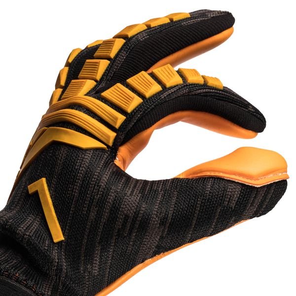 lev yashin goalkeeper gloves