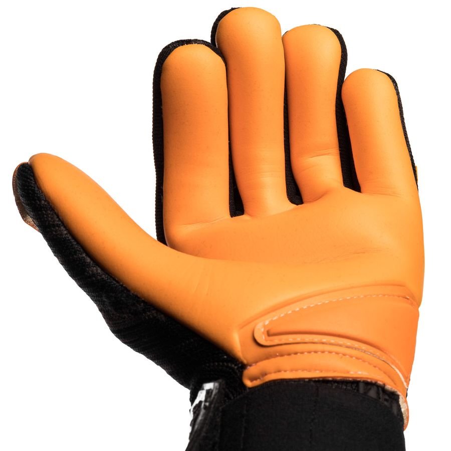 lev yashin gloves