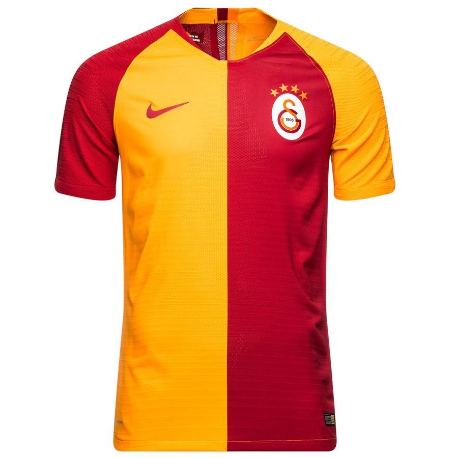 Galatasaray Home Shirt 2018/19 Vapor | www.unisportstore.com