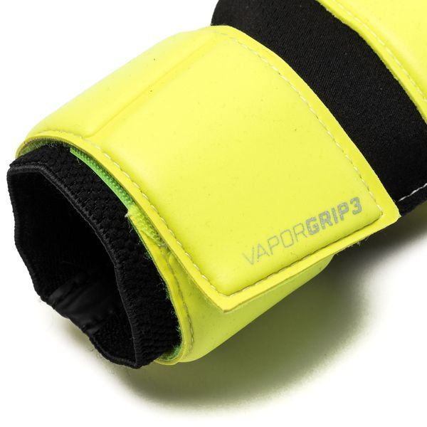 nike goalkeeper vapor grip 3 blackout goalkeeper gloves