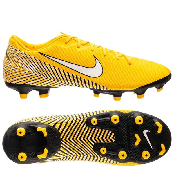 new boots nike 219