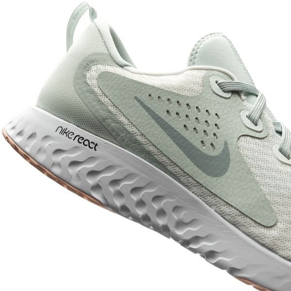 Nike Running Shoe Legend React - Summit 