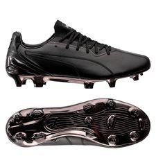 puma black and white football boots