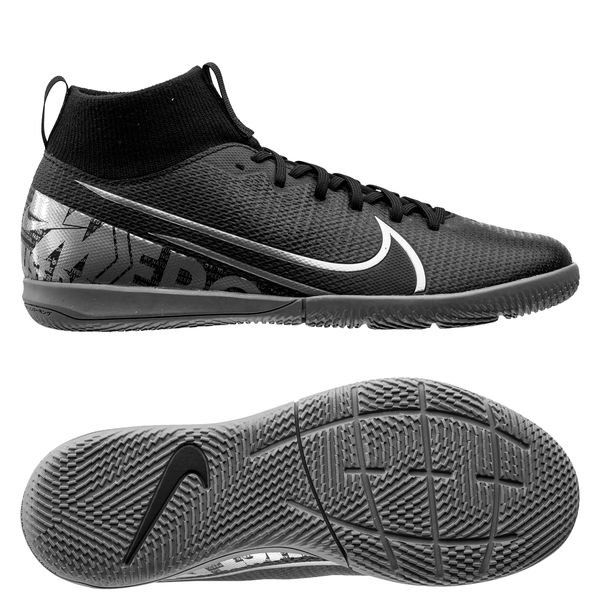 Nike Mercurial Vapor 13 Elite TC FG Tech Craft shoe.