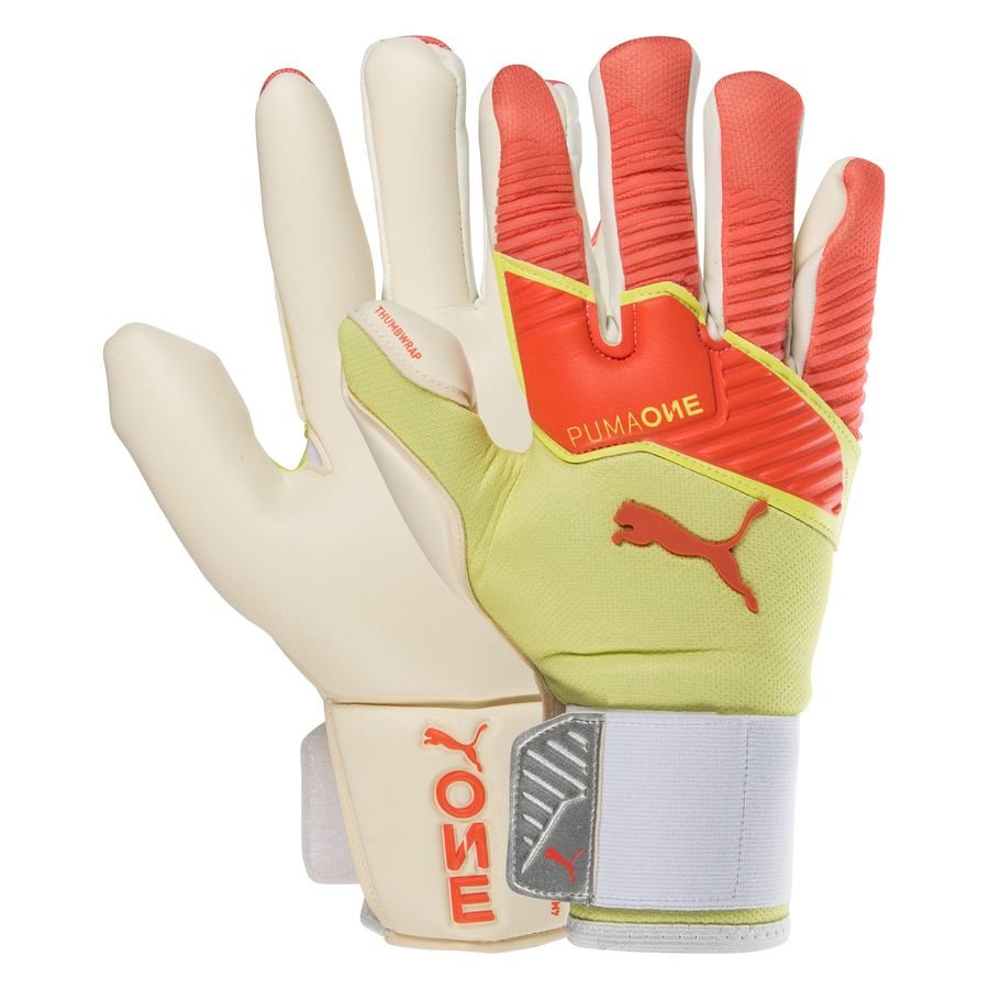 puma one goalkeeper gloves