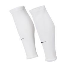 Nike Football socks - Find Nike football socks at Unisport!