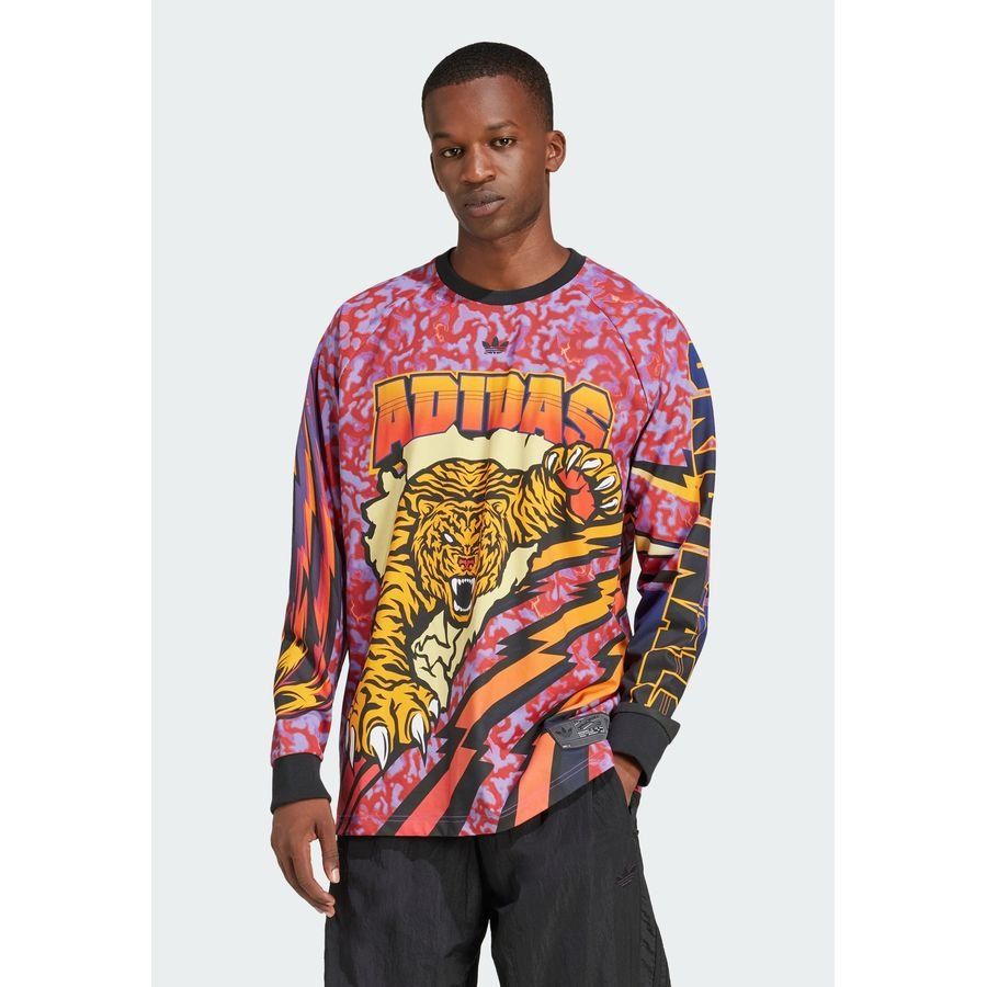 Adidas Original Adilenium Season 3 Long Sleeve Graphic Tee Adidas Original Adilenium Season 3 Long Sleeve Graphic Tee
